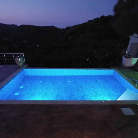 Impressive Bulma 2 Bedrooms Private Pool With Magnificent Mountain Views Big Garden With Lawn Afrata Chania 빌라 *