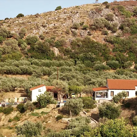 Impressive Bulma 2 Bedrooms Private Pool With Magnificent Mountain Views Big Garden With Lawn Afrata Chania 빌라 *